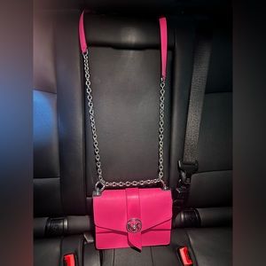 Michael kors women’s small bag with card wallet wristlet.